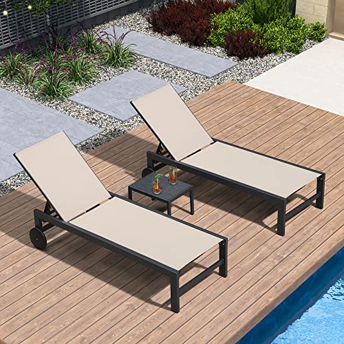 Outdoor Chaise Lounge Set of 2 with Wheels Aluminum Frame 5 Position Recliner Side Table Beige vovaloop