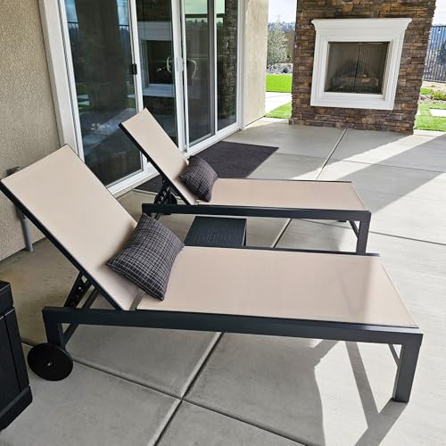 Outdoor Chaise Lounge Set of 2 with Wheels Aluminum Frame 5 Position Recliner Side Table Beige vovaloop